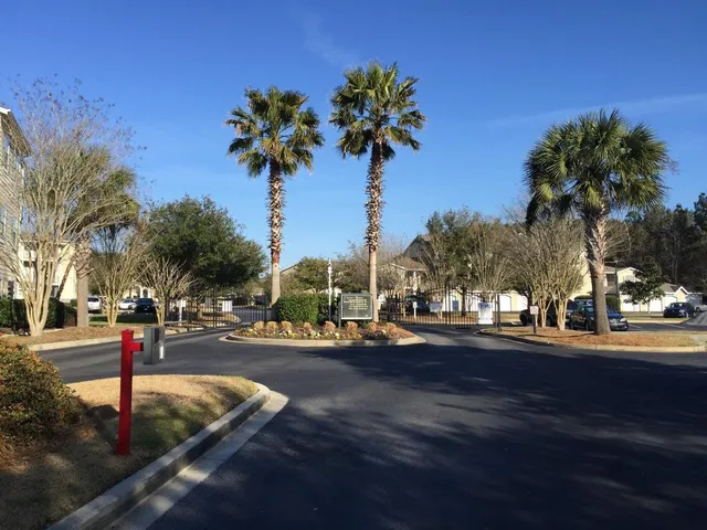 $2,400 | 1300 Park W Boulevard, Unit 716, Mount Pleasant, SC 29466