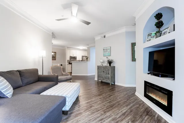 $2,400 | 1300 Park W Boulevard, Unit 716, Mount Pleasant, SC 29466