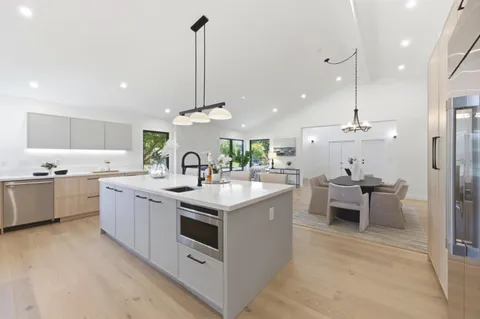 $2,880,000 | 2559 Fairglen Drive, San Jose, CA 95125