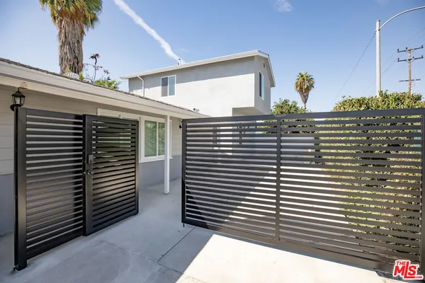$3,500 | 713 South Lake Street, Burbank, CA 91502
