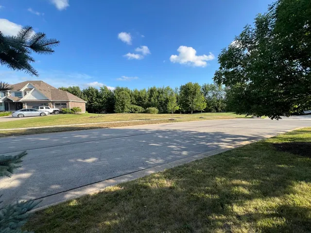 $170,000 | 24232 Bay To Bay Court, Manhattan, IL 60442