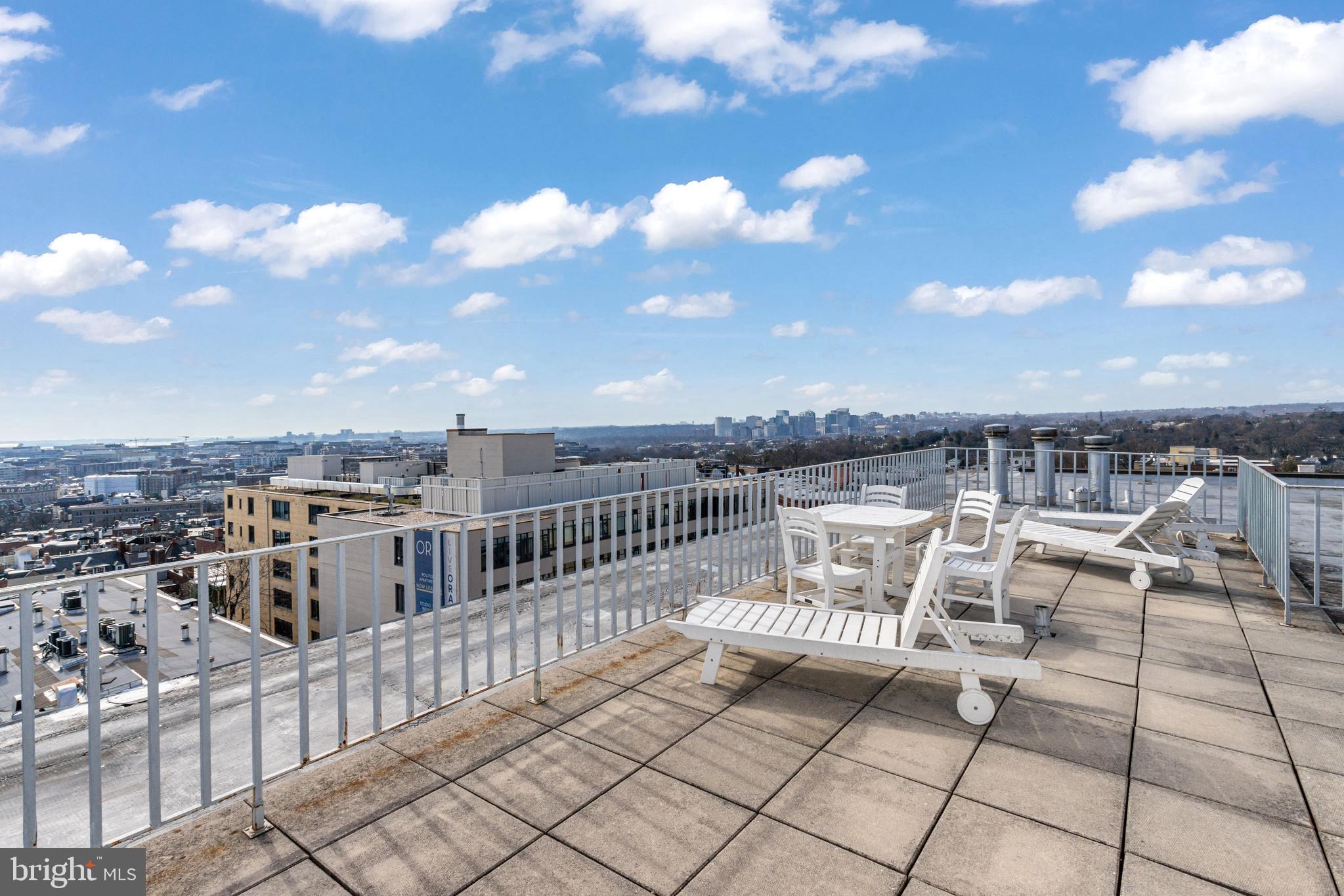 2127 California Street Northwest, Unit 704 Washington, DC 20008 - Photo 27 of 27 Rooftop terrace