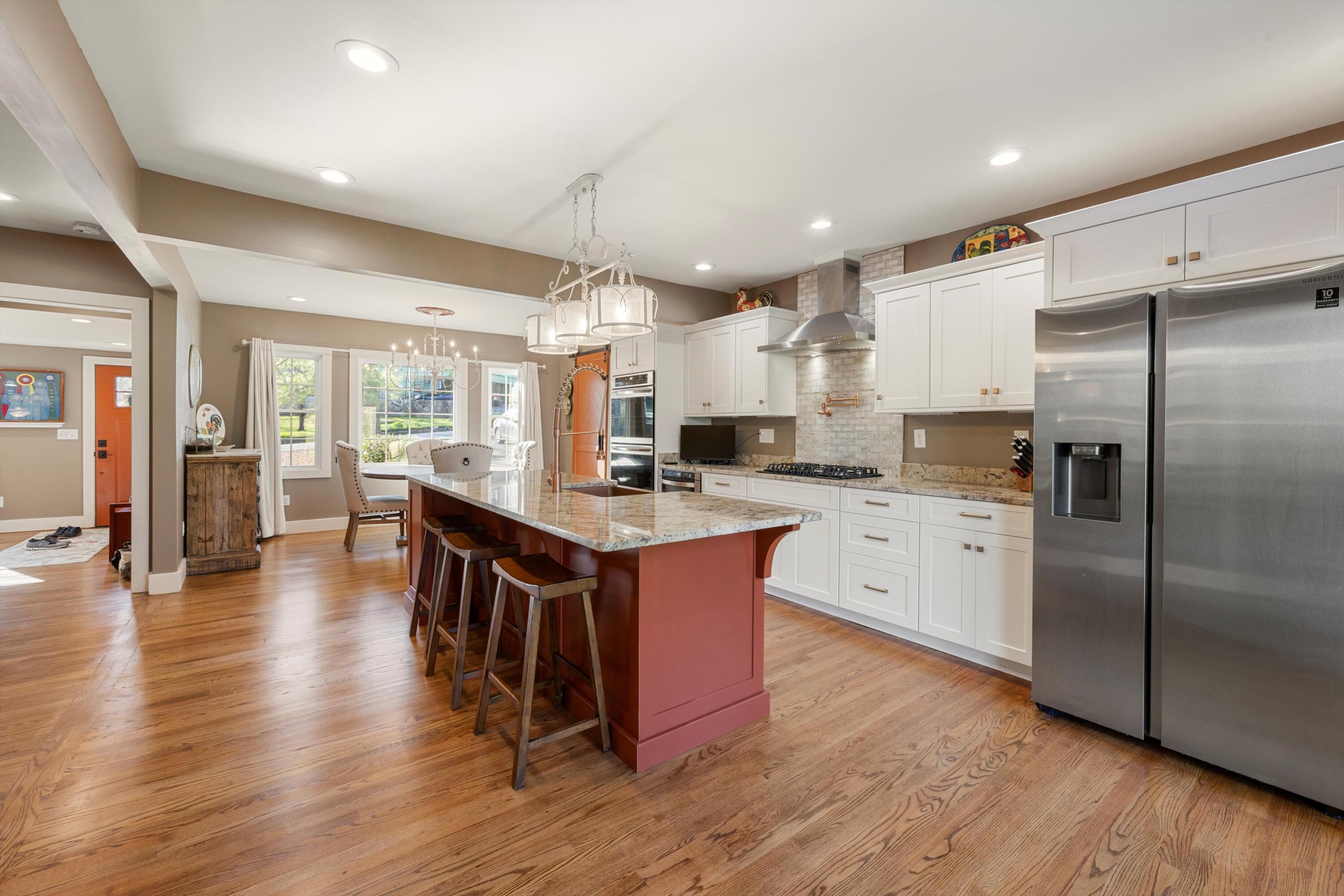 1207 Elfin Road Lookout Mountain, GA 30750 - Photo 12 of 47 22-2M6A0531