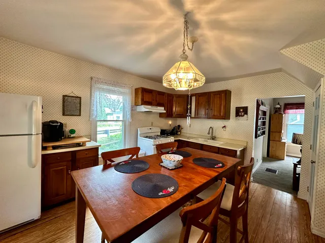 $225,000 | 160 Depot Street, Chester, VT 05143