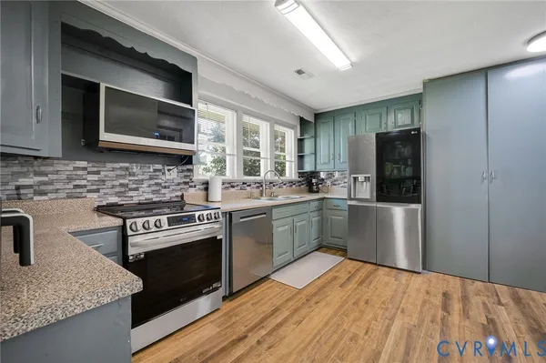 $389,999 | 2941 Emblem Drive, Richmond, VA 23234