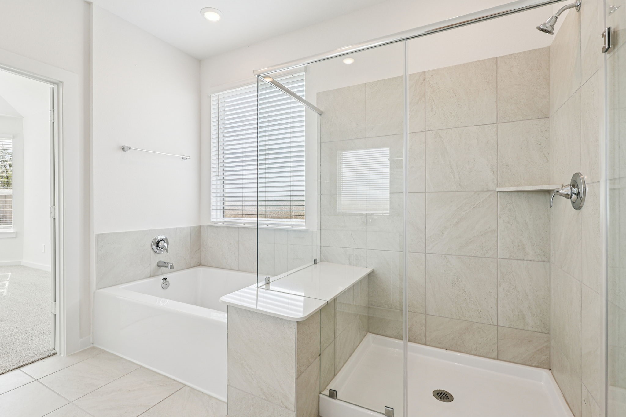 5815 Chamberlain Crossing Rosenberg, TX 77471 - Photo 17 of 35 a bathroom with a sink and a shower