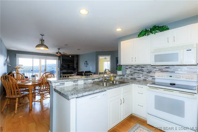 $320,000 | 194 Park Pl Lane, Unit 3G, Kaiser, MO 65047