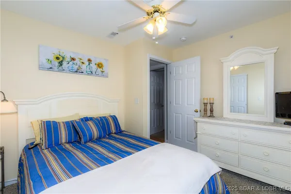 $320,000 | 194 Park Pl Lane, Unit 3G, Kaiser, MO 65047
