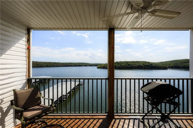 $320,000 | 194 Park Pl Lane, Unit 3G, Kaiser, MO 65047