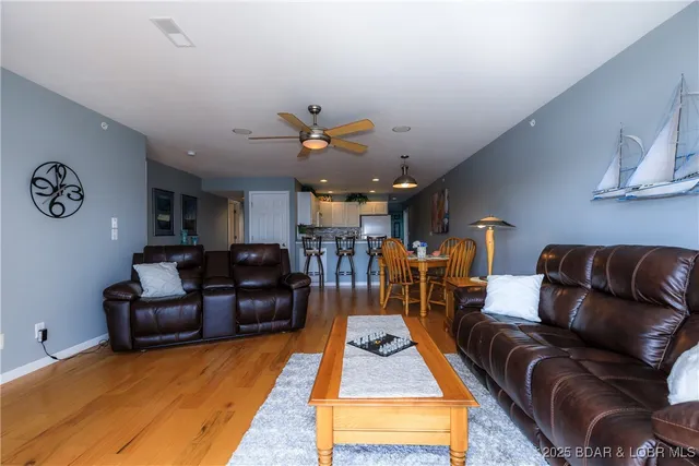 $320,000 | 194 Park Pl Lane, Unit 3G, Kaiser, MO 65047