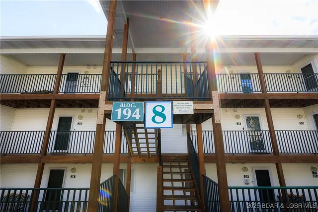 $320,000 | 194 Park Pl Lane, Unit 3G, Kaiser, MO 65047