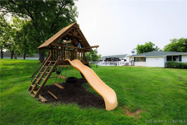 $320,000 | 194 Park Pl Lane, Unit 3G, Kaiser, MO 65047