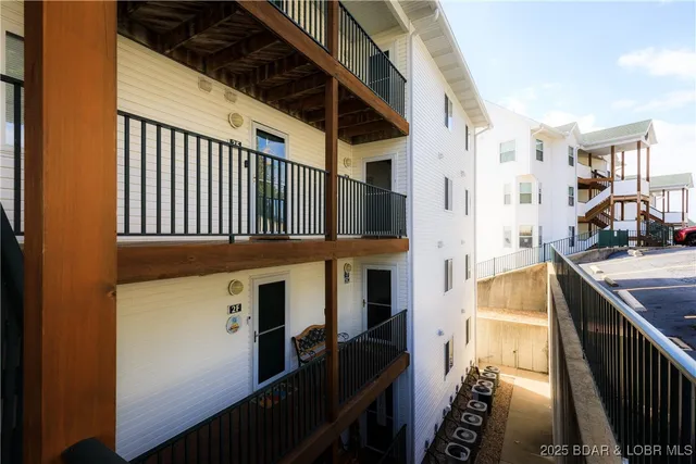 $320,000 | 194 Park Pl Lane, Unit 3G, Kaiser, MO 65047