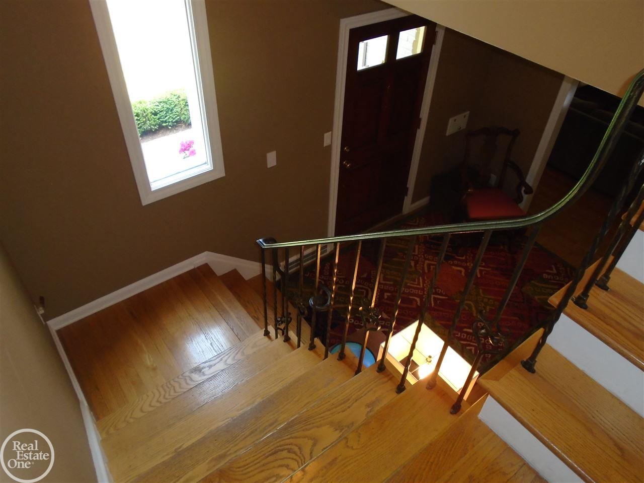 671 Westchester Road Grosse Pointe, MI 48230 - Photo 28 of 71 31350780-27.JPG
