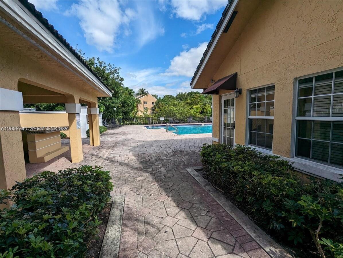 4055 West McNab Road, Unit H112 Pompano Beach, FL 33069 - Photo 2 of 12
