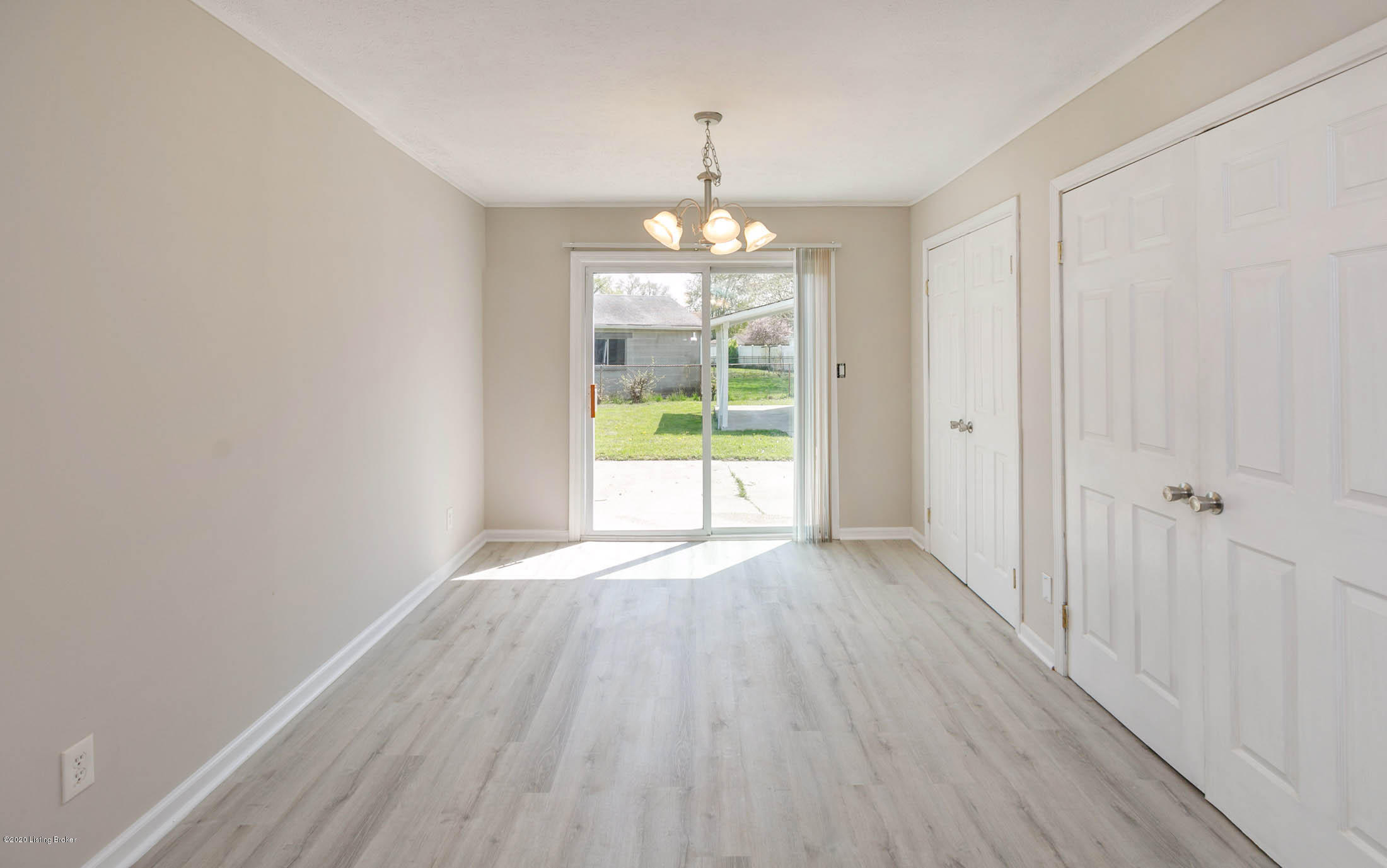 7403 Terry Road Louisville, KY 40258 - Photo 8 of 30 009