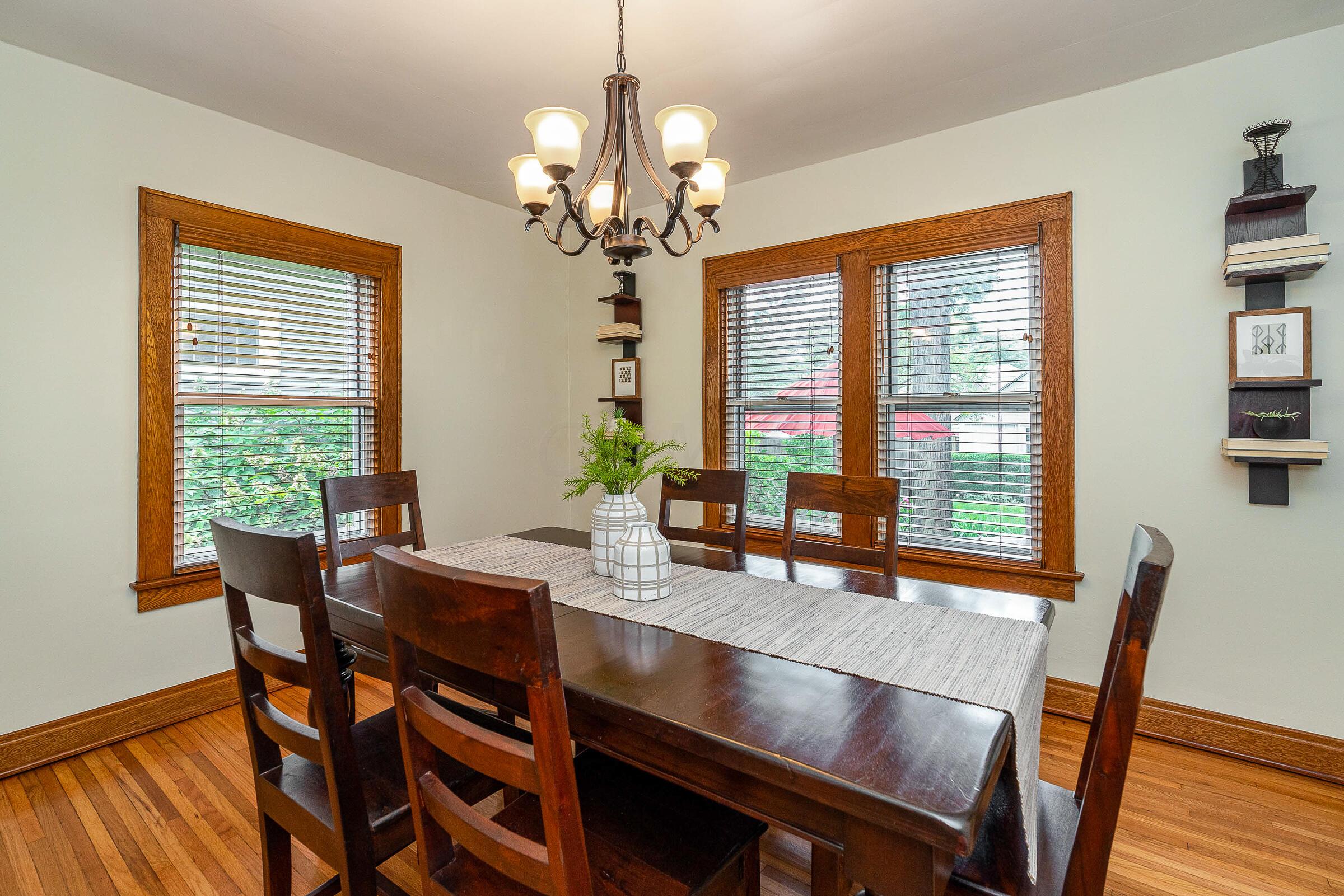 671 South Cassingham Road Columbus, OH 43209 - Photo 12 of 33