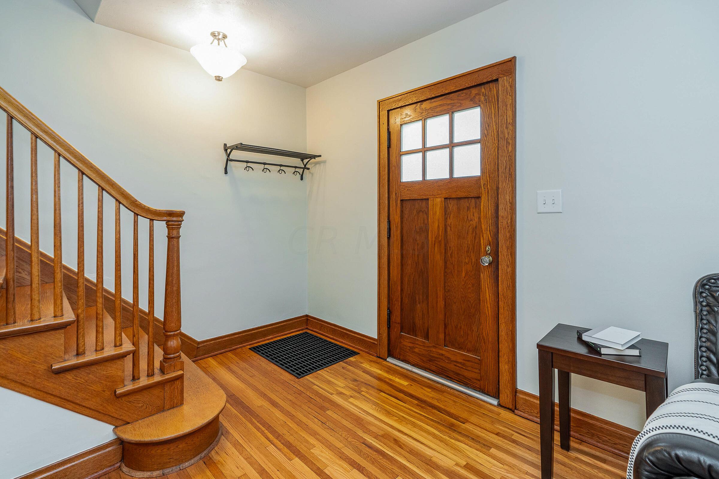 671 South Cassingham Road Columbus, OH 43209 - Photo 18 of 33