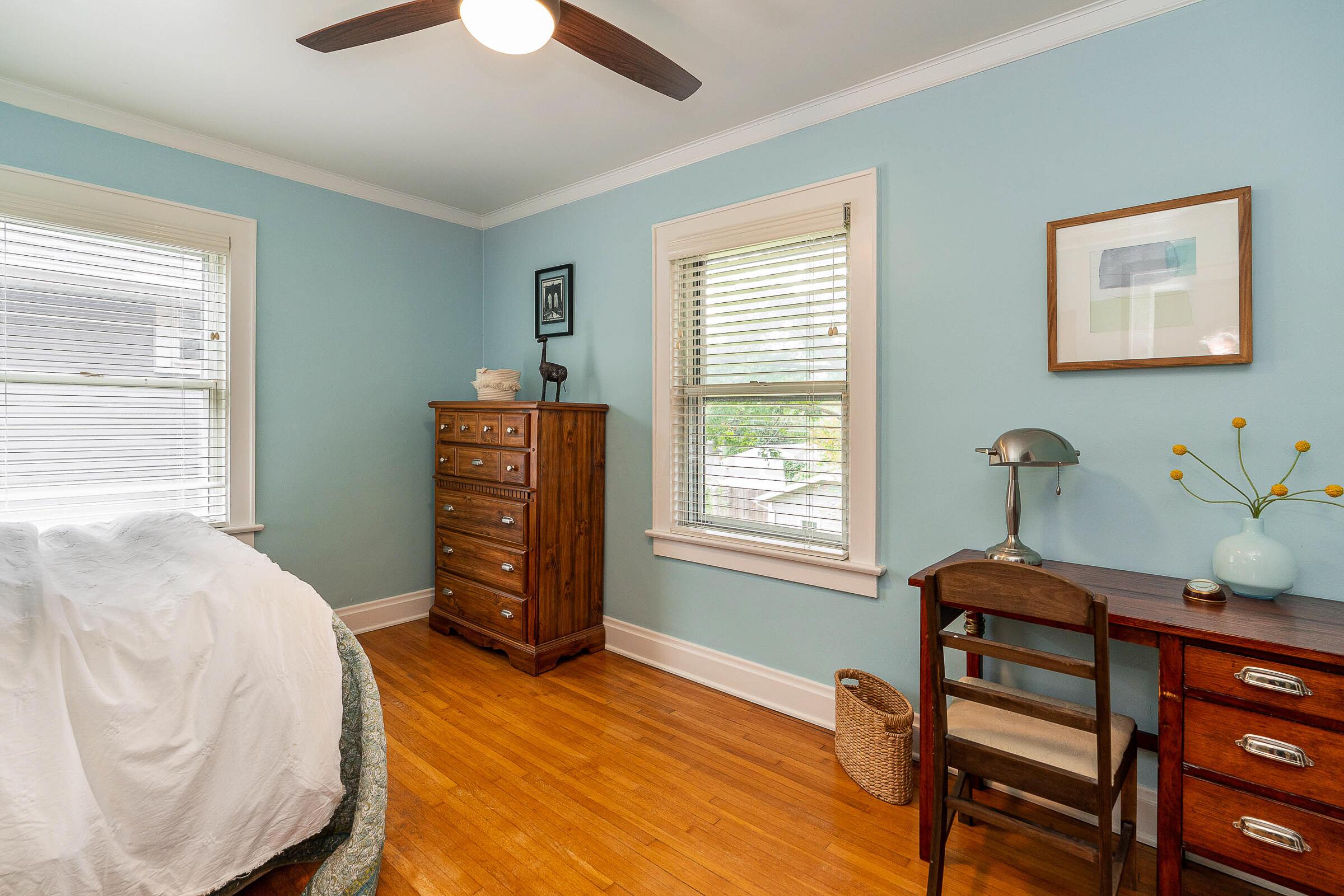 671 South Cassingham Road Columbus, OH 43209 - Photo 23 of 33