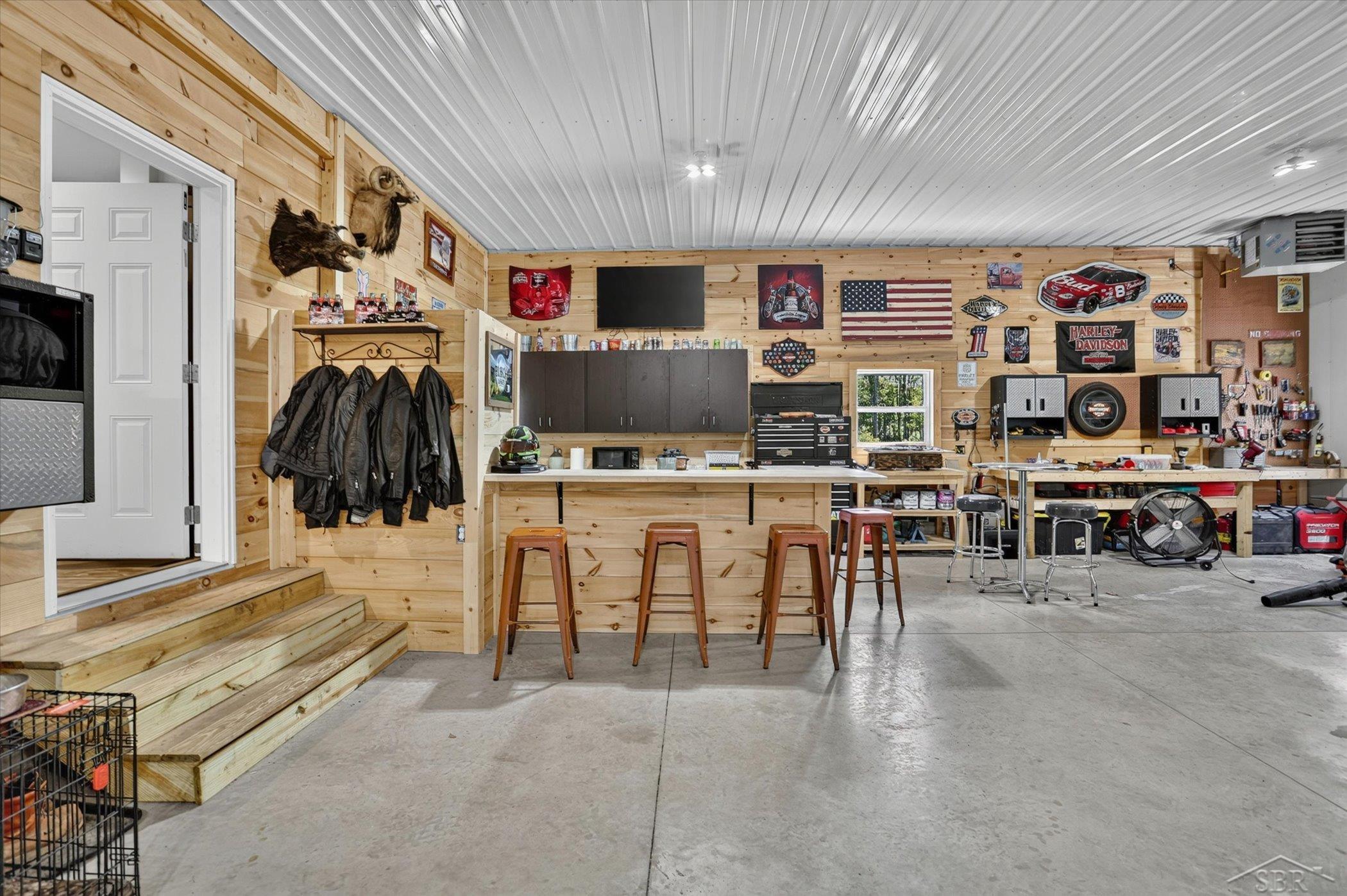 5590 North Jefferson Road Midland, MI 48642 - Photo 4 of 60