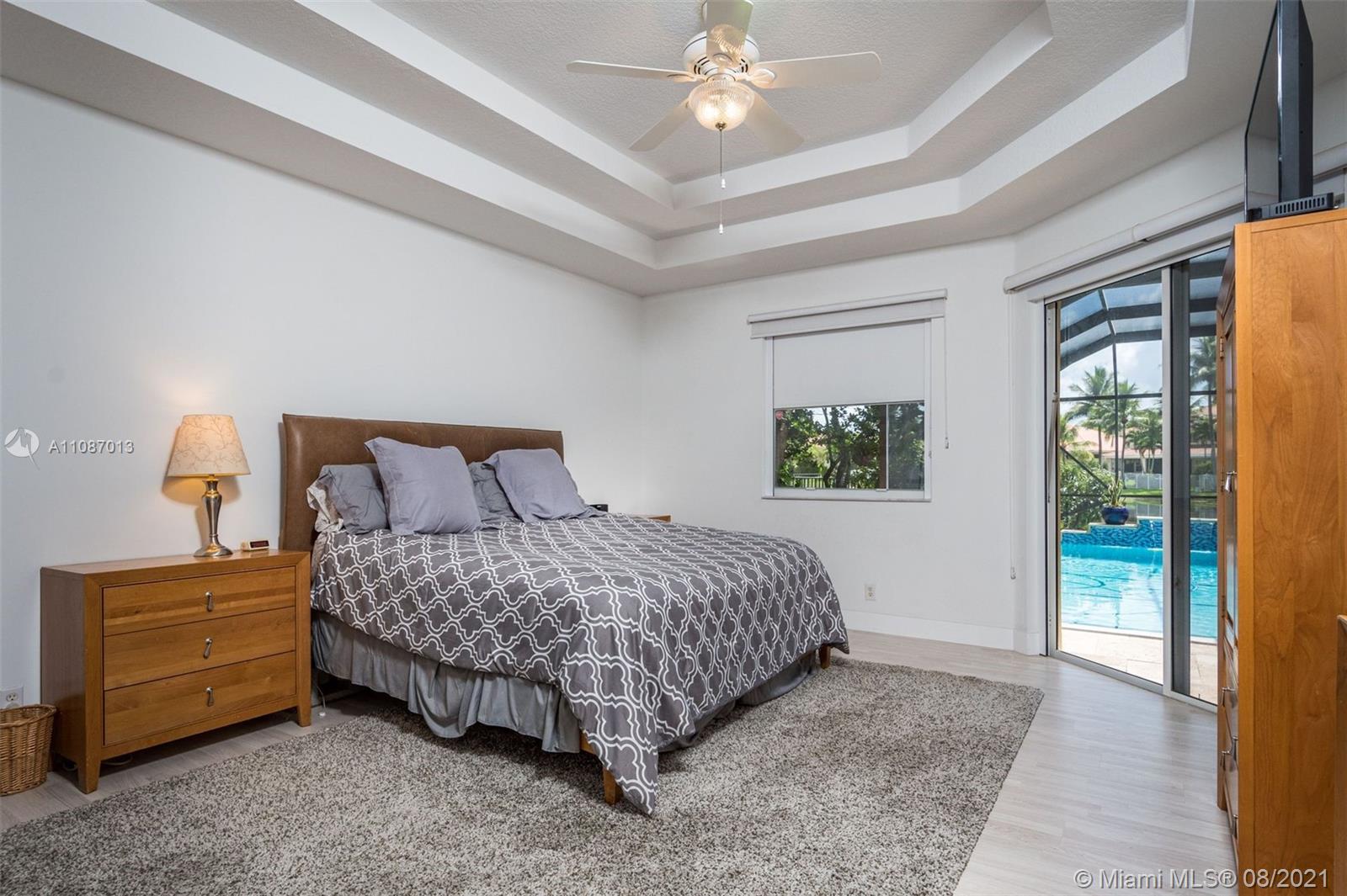 3855 Oak Ridge Circle Weston, FL 33331 - Photo 14 of 39