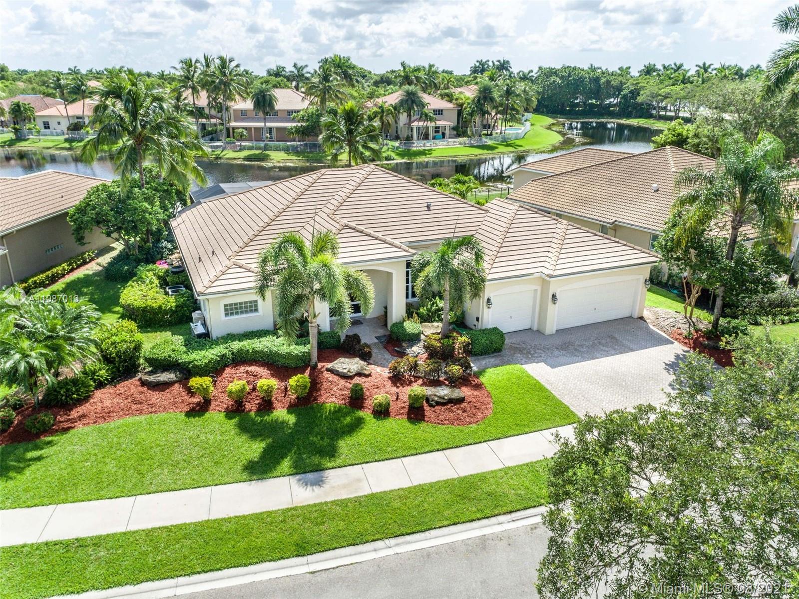 3855 Oak Ridge Circle Weston, FL 33331 - Photo 32 of 39