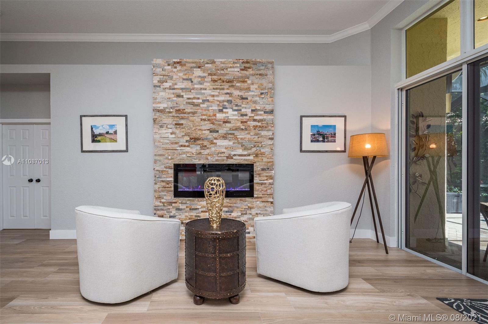 3855 Oak Ridge Circle Weston, FL 33331 - Photo 5 of 39