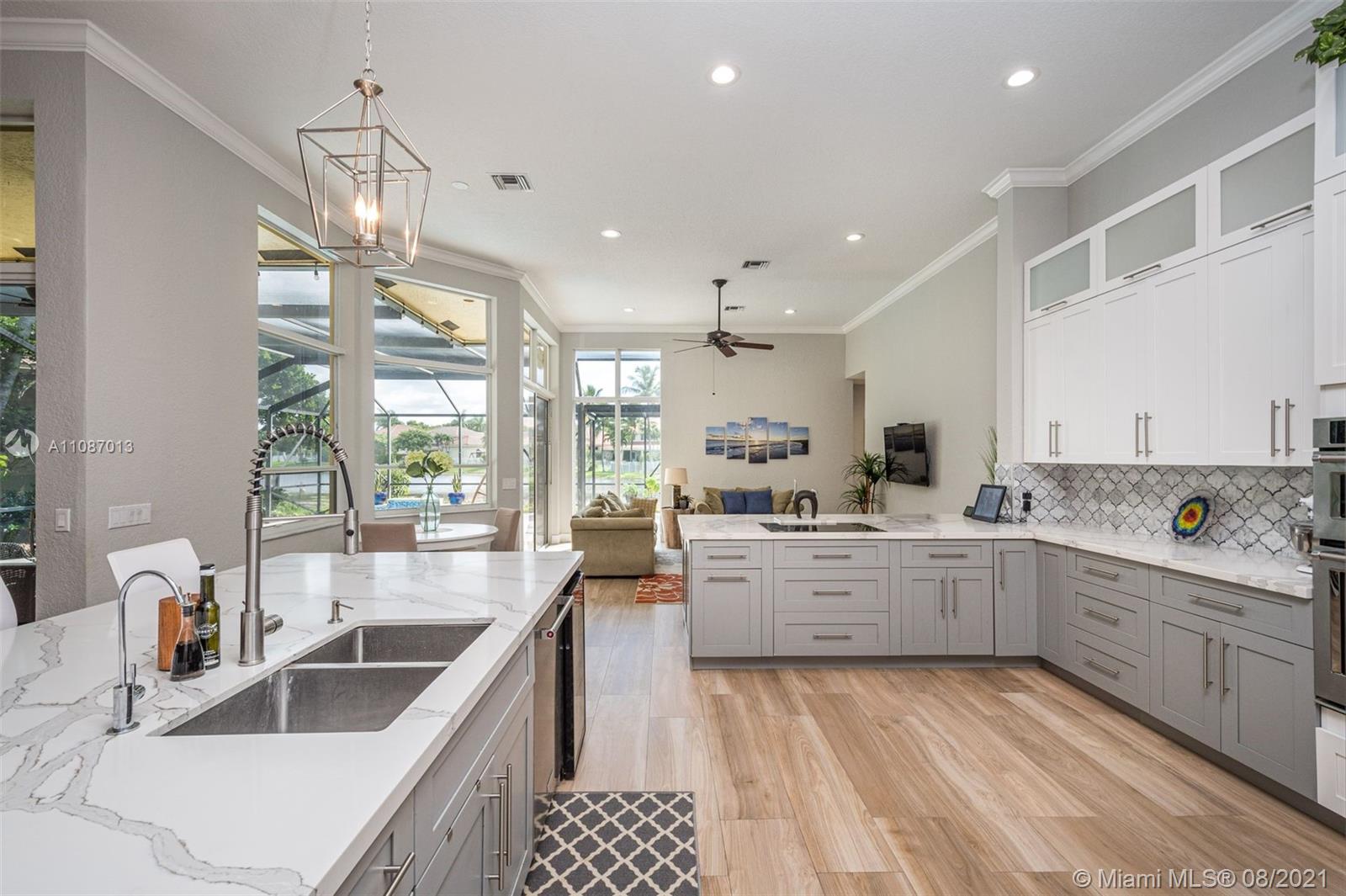 3855 Oak Ridge Circle Weston, FL 33331 - Photo 8 of 39