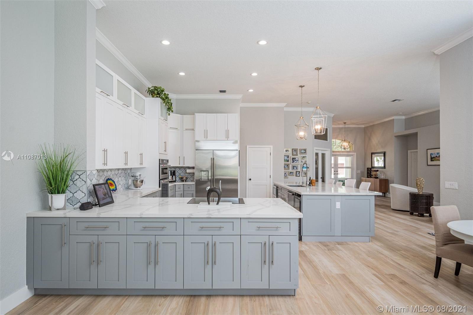 3855 Oak Ridge Circle Weston, FL 33331 - Photo 9 of 39