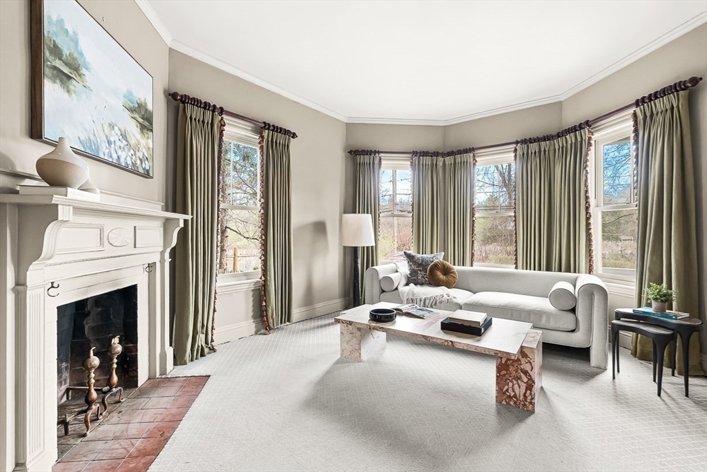 207 Weston Road Wellesley, MA 02482 - Photo 5 of 23