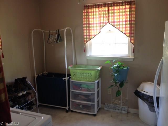 397 Stratford Road Lexington, NC 27292 - Photo 12 of 24