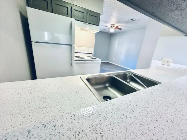 $795 | 3702 South 2nd Street, Unit 103, Austin, TX 78704