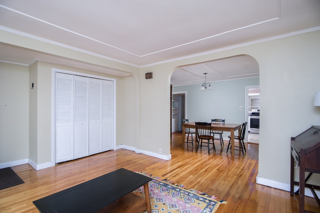 39 Bancroft Road Holden, MA 01520 - Photo 5 of 18 Gallery Image 5