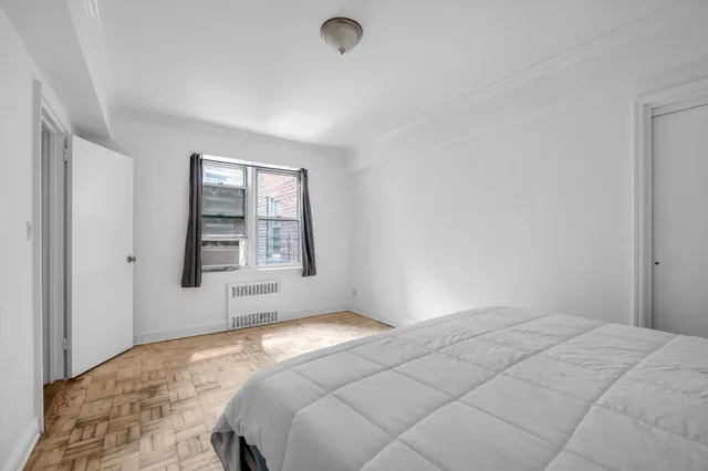 $219,999 | 3750 Hudson Manor Terrace, Unit 1DW | Riverdale