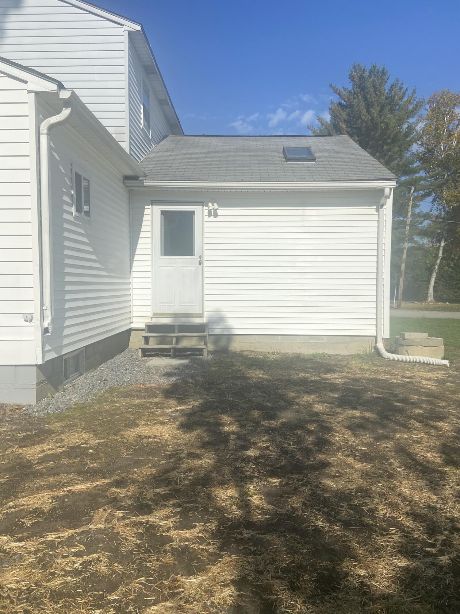 17 Lloyd Road Waterville, ME 04901 - Photo 7 of 35 Exterior Back Entry