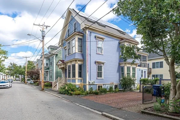 $4,200 | 30 Boardman Street, Unit B, Salem, MA 01970
