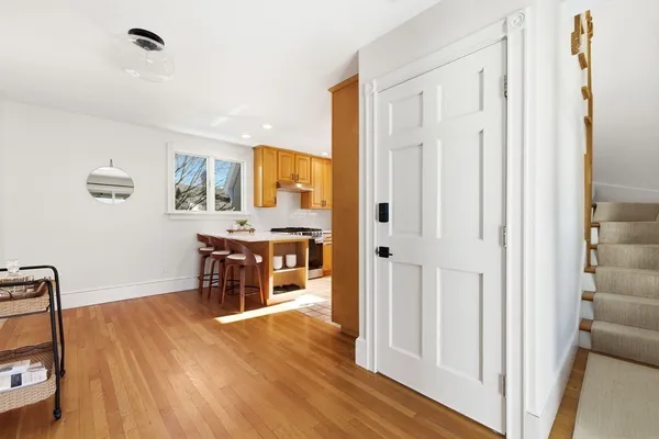 $4,200 | 30 Boardman Street, Unit B, Salem, MA 01970