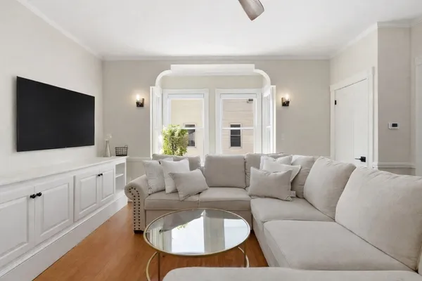 $4,200 | 30 Boardman Street, Unit B, Salem, MA 01970