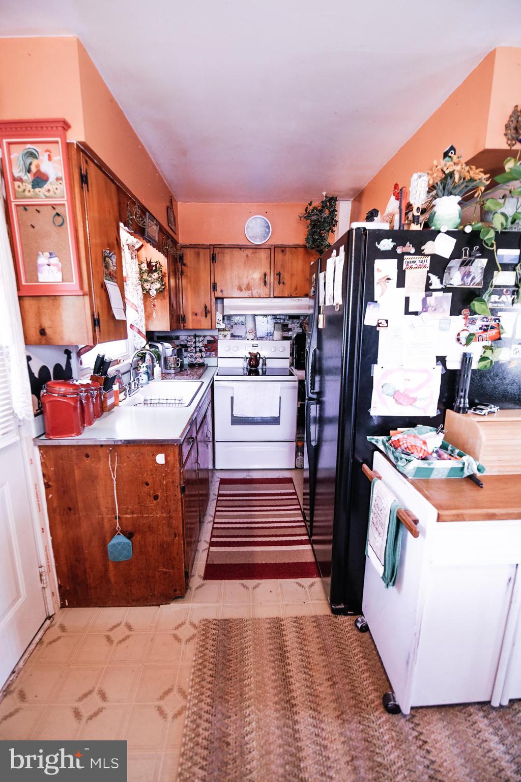 11 North Maple Avenue Ridgely, MD 21660 - Photo 11 of 14 Kitchen