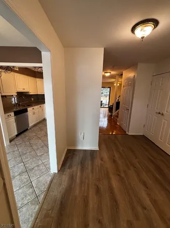 $470,000 | 4 Peach Court, Flemington, NJ 08822