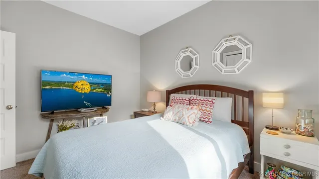 $625,000 | 81 Nicol Brk Lane, Sunrise Beach, MO 65079