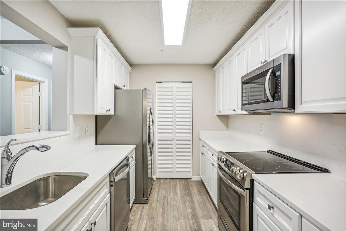 12901 Churchill Ridge Circle, Unit 14 Germantown, MD 20874 - Photo 3 of 46