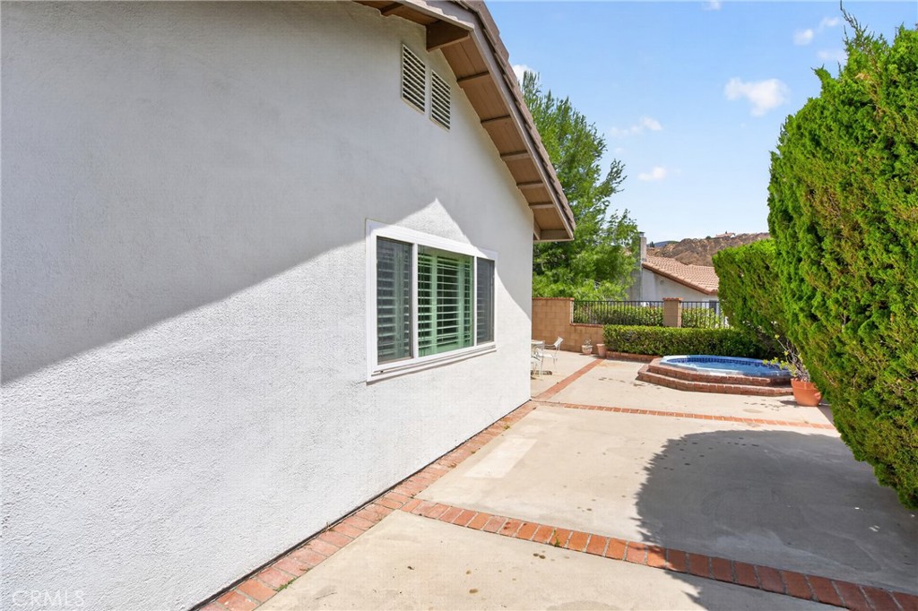 11656 Amigo Avenue Porter Ranch, CA 91326 - Photo 42 of 45