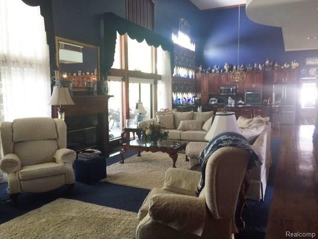 53325 Foss Road Macomb, MI 48042 - Photo 3 of 25 FullSizeRender (10).jpg