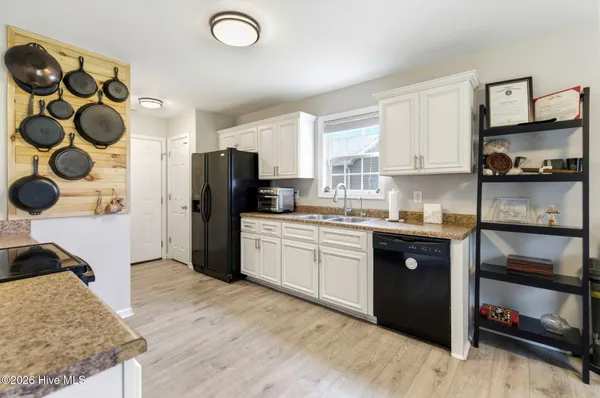 $317,999 | 135 Chadwick Acres Road, Sneads Ferry, NC 28460