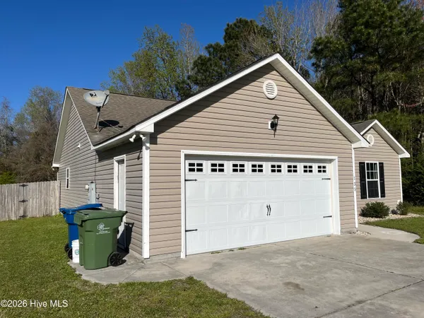 $317,999 | 135 Chadwick Acres Road, Sneads Ferry, NC 28460