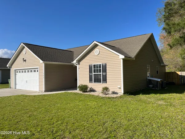 $317,999 | 135 Chadwick Acres Road, Sneads Ferry, NC 28460