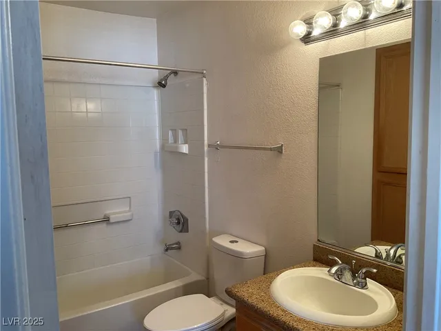 $194,990 | 3318 North Decatur Boulevard, Unit 2112, Las Vegas, NV 89130