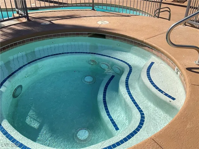 $194,990 | 3318 North Decatur Boulevard, Unit 2112, Las Vegas, NV 89130