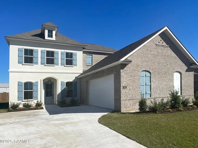 $455,250 | 205 Sweet Harvest Road, Youngsville, LA 70592